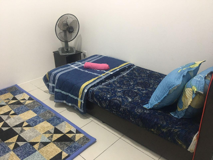 Others 3, IQ APARTMENT CYBERSOUTH WITH POOL, Sepang