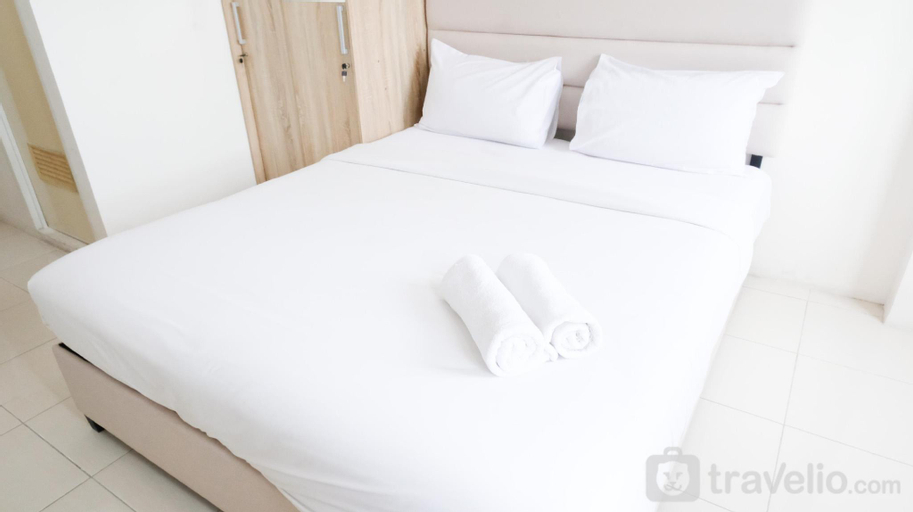 Cozy Stay Studio at Puncak Permai Apt By Travelio, Surabaya