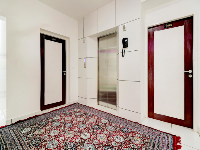 3, D-Green Hotels, Ernakulam