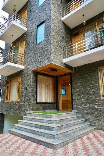 Others 3, North Deodar Avenue, Manali, Kullu