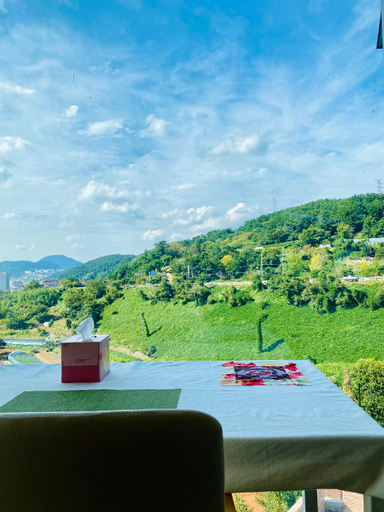 Others 3, Hotel Hue, Tongyeong