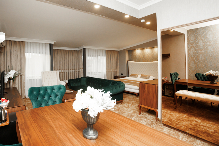 Bedroom 8