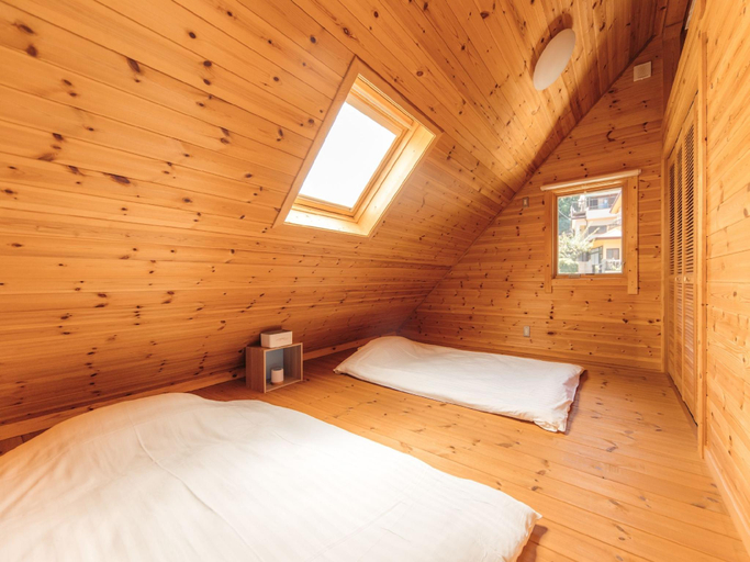 Bedroom 2, Log house located along the river, Shizuoka Atami, Atami