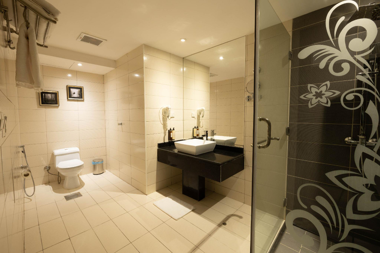 Bathroom 5, MIRA BUSINESS HOTEL, Riyadh
