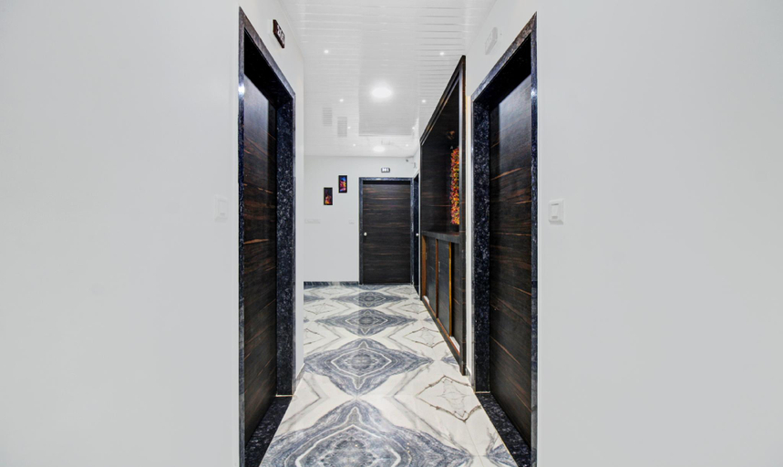 Public Area 3, Treebo Hotel Rk Inn, Railway Station, Nagpur