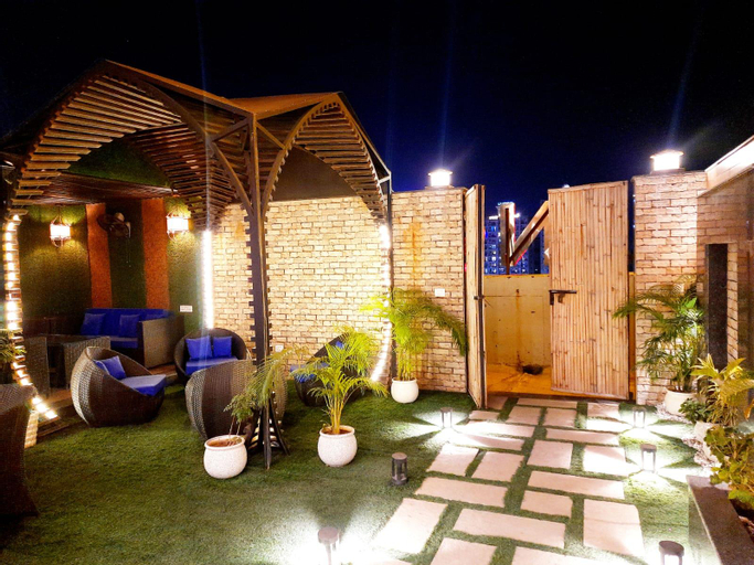 Lycoris Hotel, Sahibzada Ajit Singh Nagar