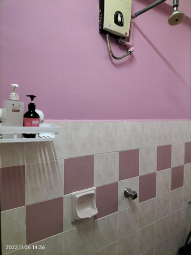 Bedroom 3, Yuyu homestay,新山市中心里温馨舒适的公寓，家具与家电一应俱全，一个让您一家大小舒服出游, Johor Bahru