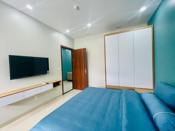 Bedroom 1, Relax & Beautiful Apartment for weekend at Van Cao, Hải An