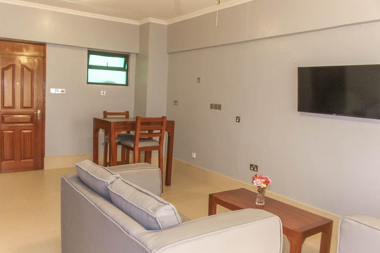 Others 2, Roswam Hotel, Mathira