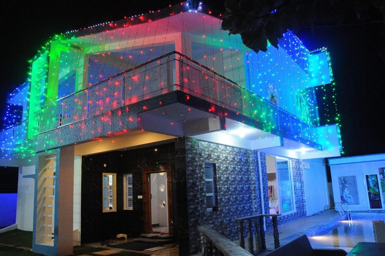 Stargate Villa - Exotic Luxury Villa with pool, Bangalore