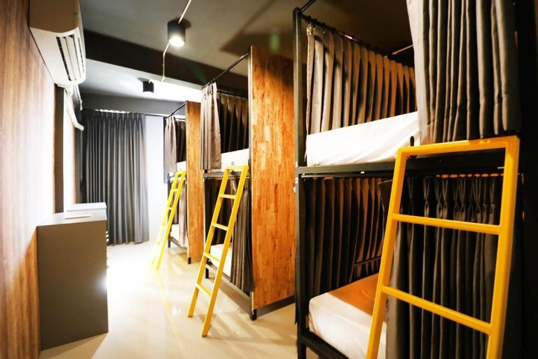 Bedroom, Room 22 Hostel, Samphantawong