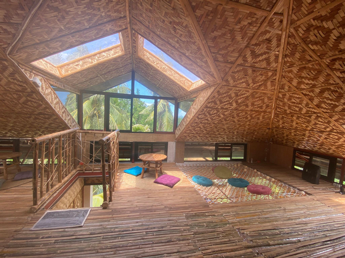 Others 5, Attic room in Beach House, Bayawan City