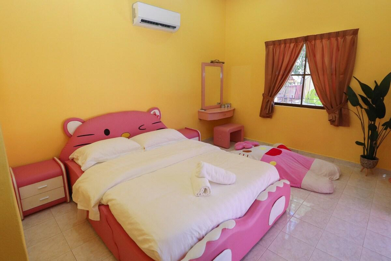 Bedroom 3, Kitty Wonderland Lot 2950, Alor Gajah