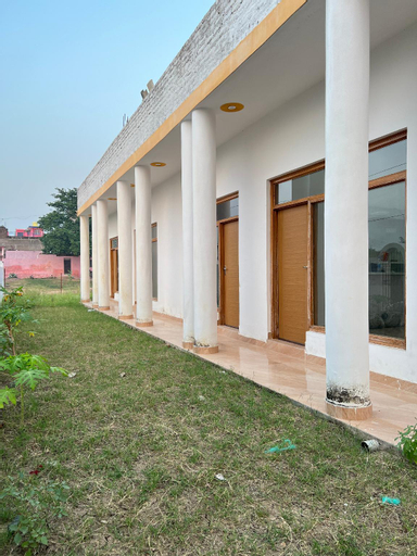 La Curcuma Luxury Homestay, Khajuraho, Chhatarpur