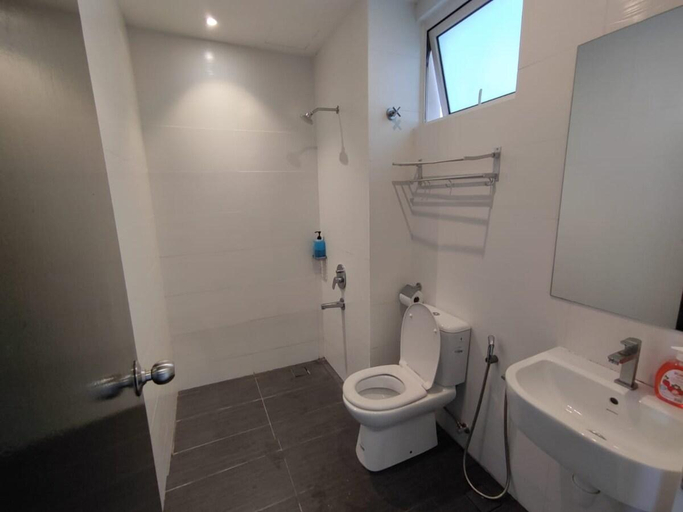 Bathroom 3, Twin Galaxy Spacious 2 Bed Room, Johor Bahru
