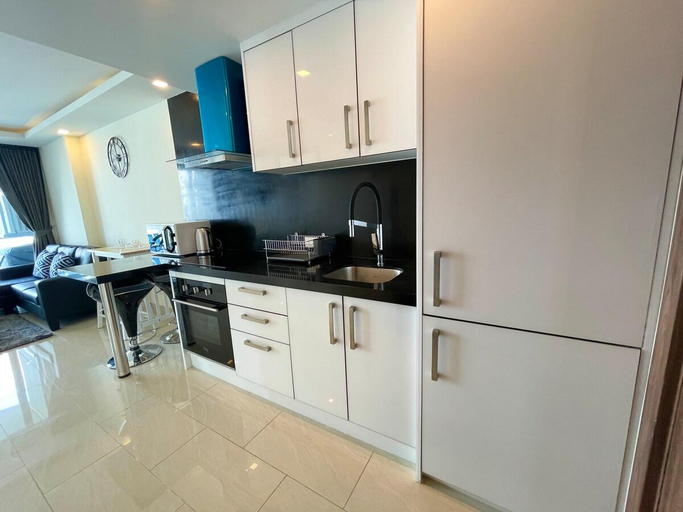 Others 3, Large Luxury, 2BR, Grand Avenue, Central Pattaya, Pattaya