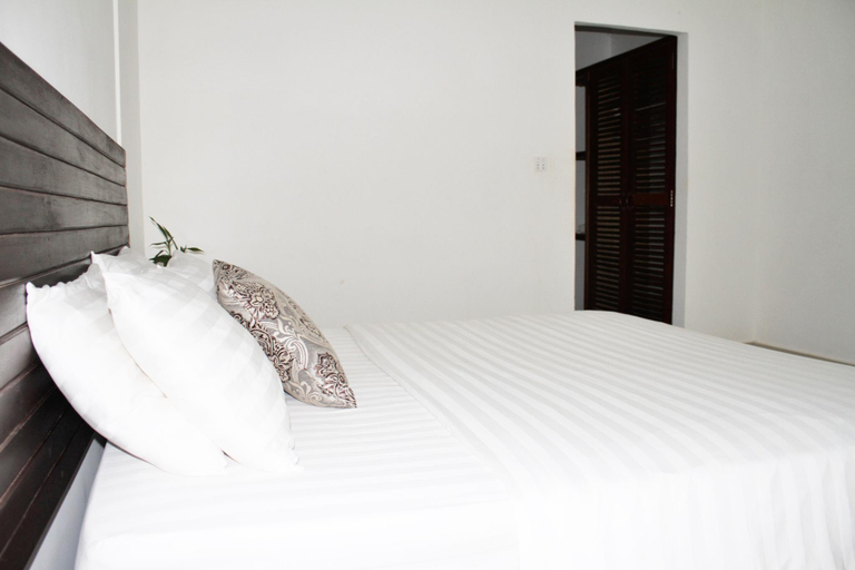 Bedroom 2, My Parents Guesthouse, Kampot