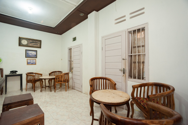 Food & Drinks 5, RedDoorz Syariah @ Jalan KH. Mas Mansur Lampung, Bandar Lampung