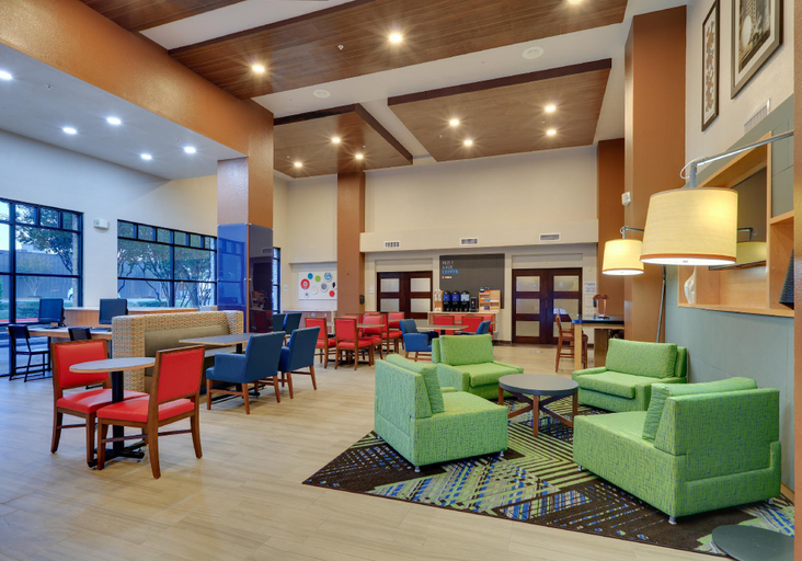 Public Area 4, Holiday Inn Express & Suites AUSTIN - ROUND ROCK, Williamson