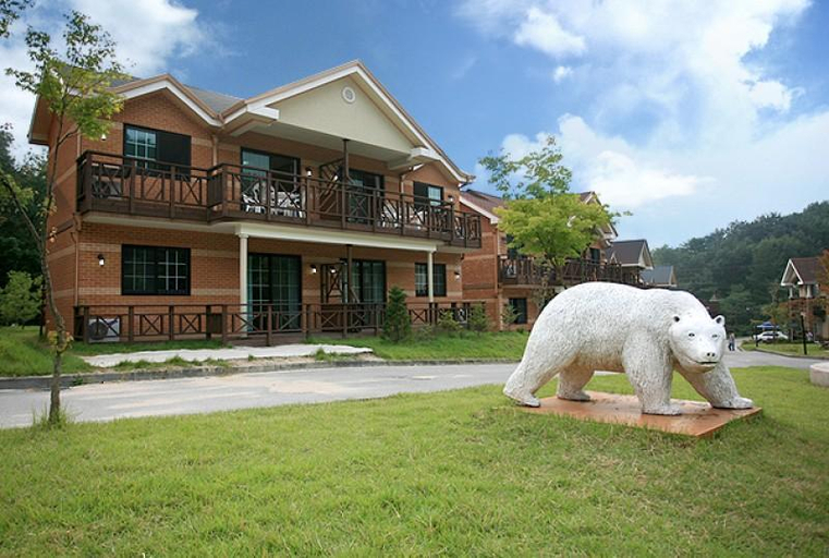Exterior & Views 1, Yongin Happy Tree Pension, Yongin