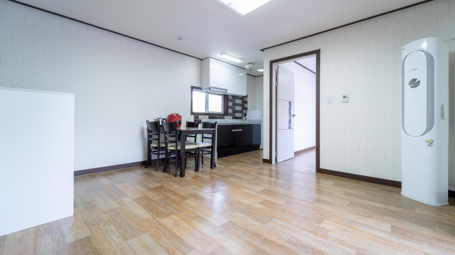 Others 3, samcheok deulre pension, Samcheok