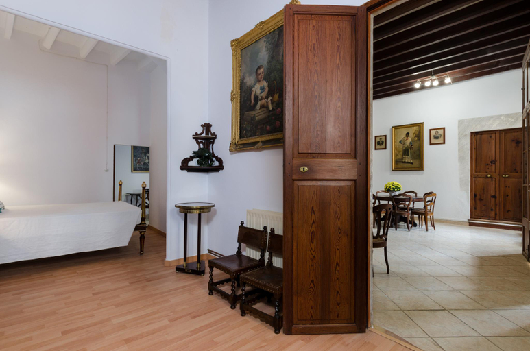 Others 4, JAUME II, Baleares