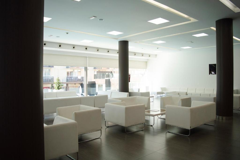 Public Area 3, Alegria Mariner, Girona