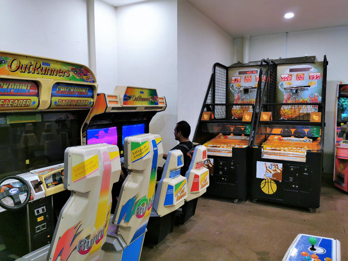 Others 5, FREE 4 WATER THEMEPARK Tickets & WiFi Stay Melaka, Malacca City
