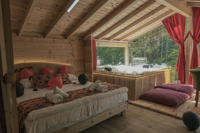 Bedroom 2, SUMDA KONAKLAR, Çamlıhemşin