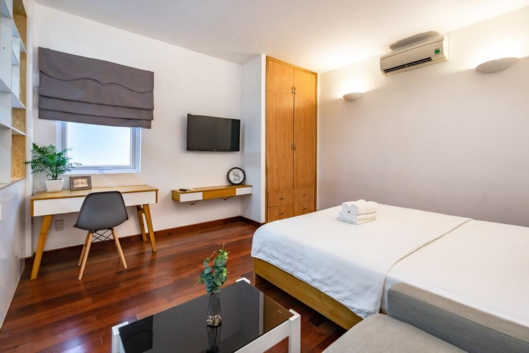 Saigon One -  Walk to Turtle Lake & Notre Dame! B1, District 3