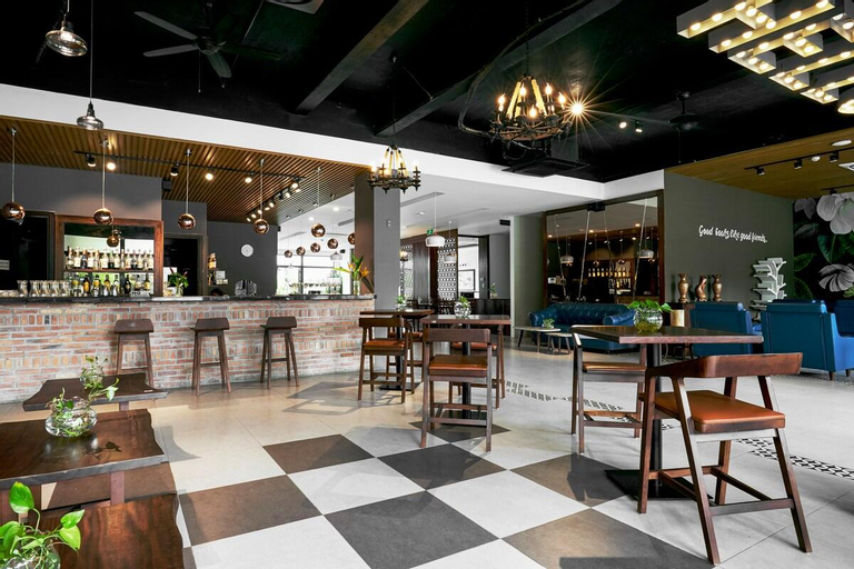 Food & Drinks 4, Well-equipped hotel near the beach., Phú Quốc