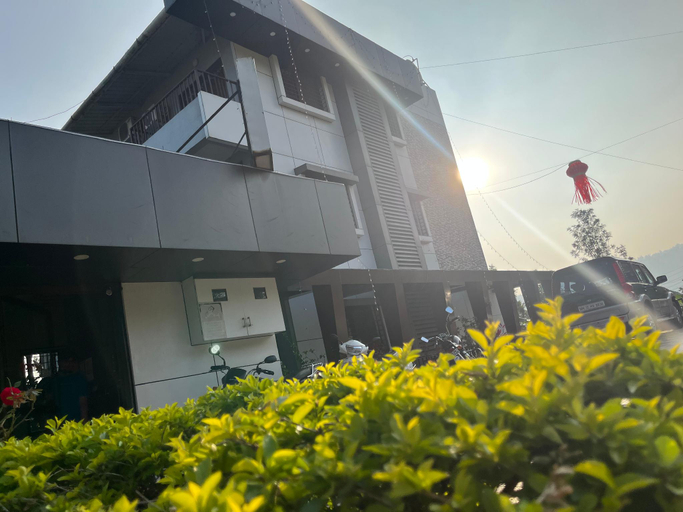 Others 3, S2Residency, Satara