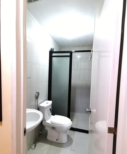Bedroom 2, Spacious 2 Storey Staycation House , Rodriguez