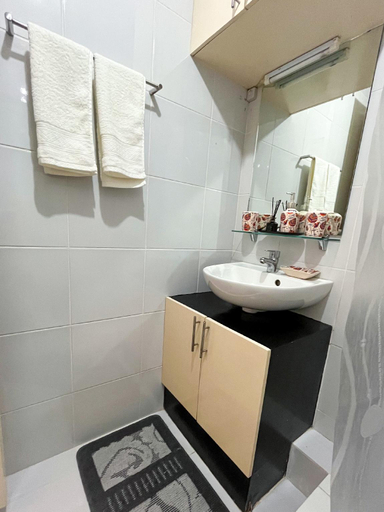 Bathroom 4, Wiwings/2BR Condo/Fully Furnished/WIFI/Near SM, Davao City