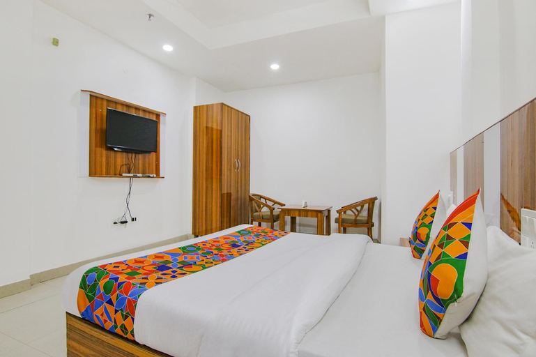 Bedroom 28