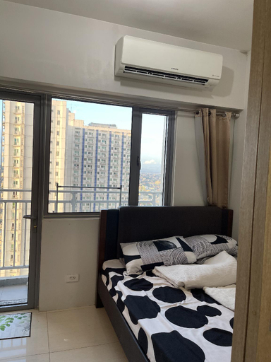 Bedroom 3, city view 1 bedroom with balcony, Quezon City