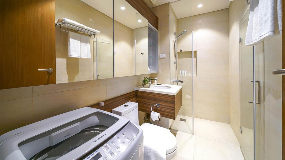 Bathroom 5, Sea View One Bedroom Apartment in Tambuli Resort, Lapu-Lapu City