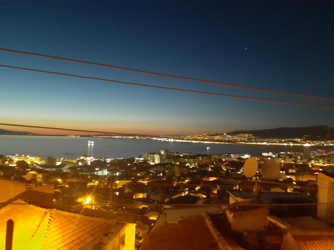 Others 4, Private Room with Unique Seaview, Konak