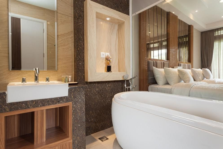 Bedroom 24