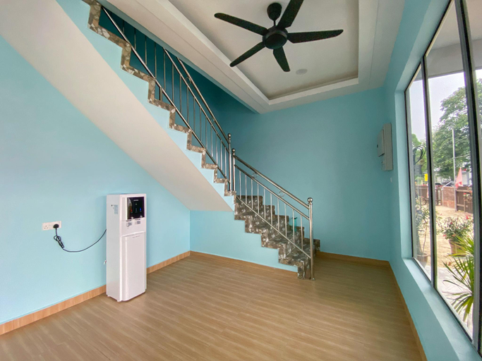 Public Area, U GUEST HOUSE, Tanah Merah