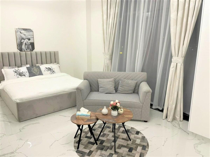 Others 3, Amazing Studio in Al Majan, Dubai