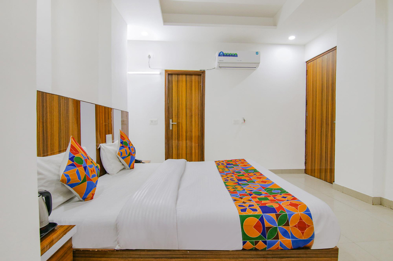 Bedroom 27