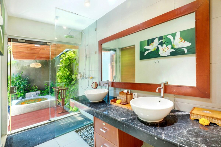 One bedroom Pool villa border Legian & Seminyak, Badung