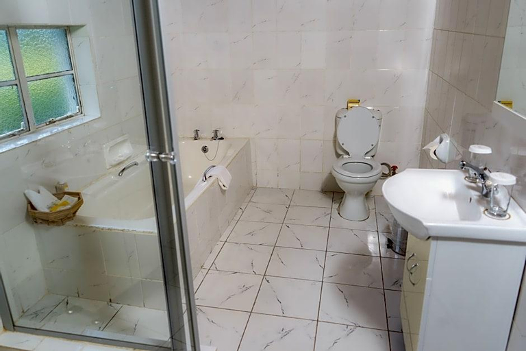 Bedroom 5, Great Zimbabwe Hotel, Masvingo