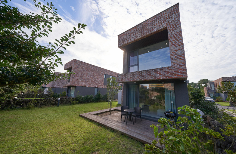 Others 3, Jaeju Sunny House, Seogwipo