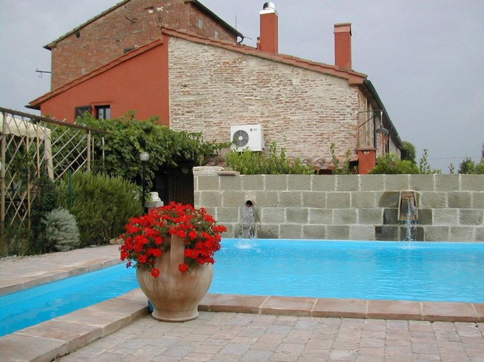 Others 5, Locanda del Principato, Perugia