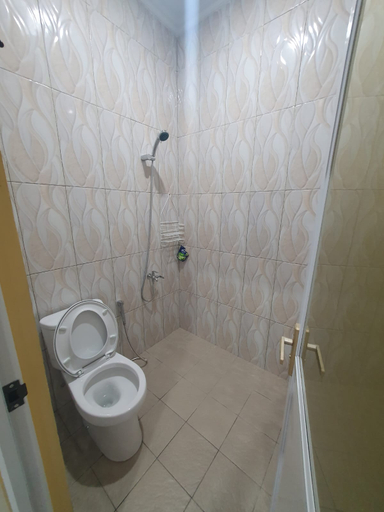 Bathroom 5, KENTH Food & Guesthouse, Kepulauan Sangihe
