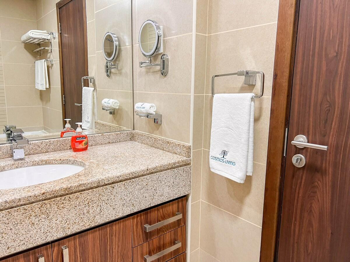 Bathroom 5, Cosmos Living Luxurious Studio Near Dubai Marina, Dubai
