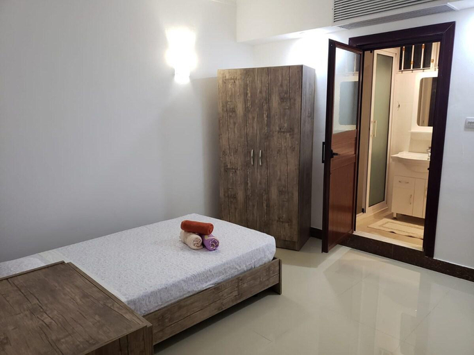 Others 5, Villa Palmira 6-suites piscine proche de la plage