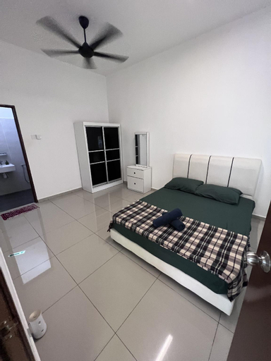 Bedroom 2, Zeddnass Homestay, Kuantan